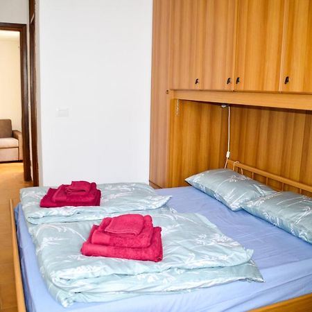 Appartamenti Frapporta Tenno Bagian luar foto