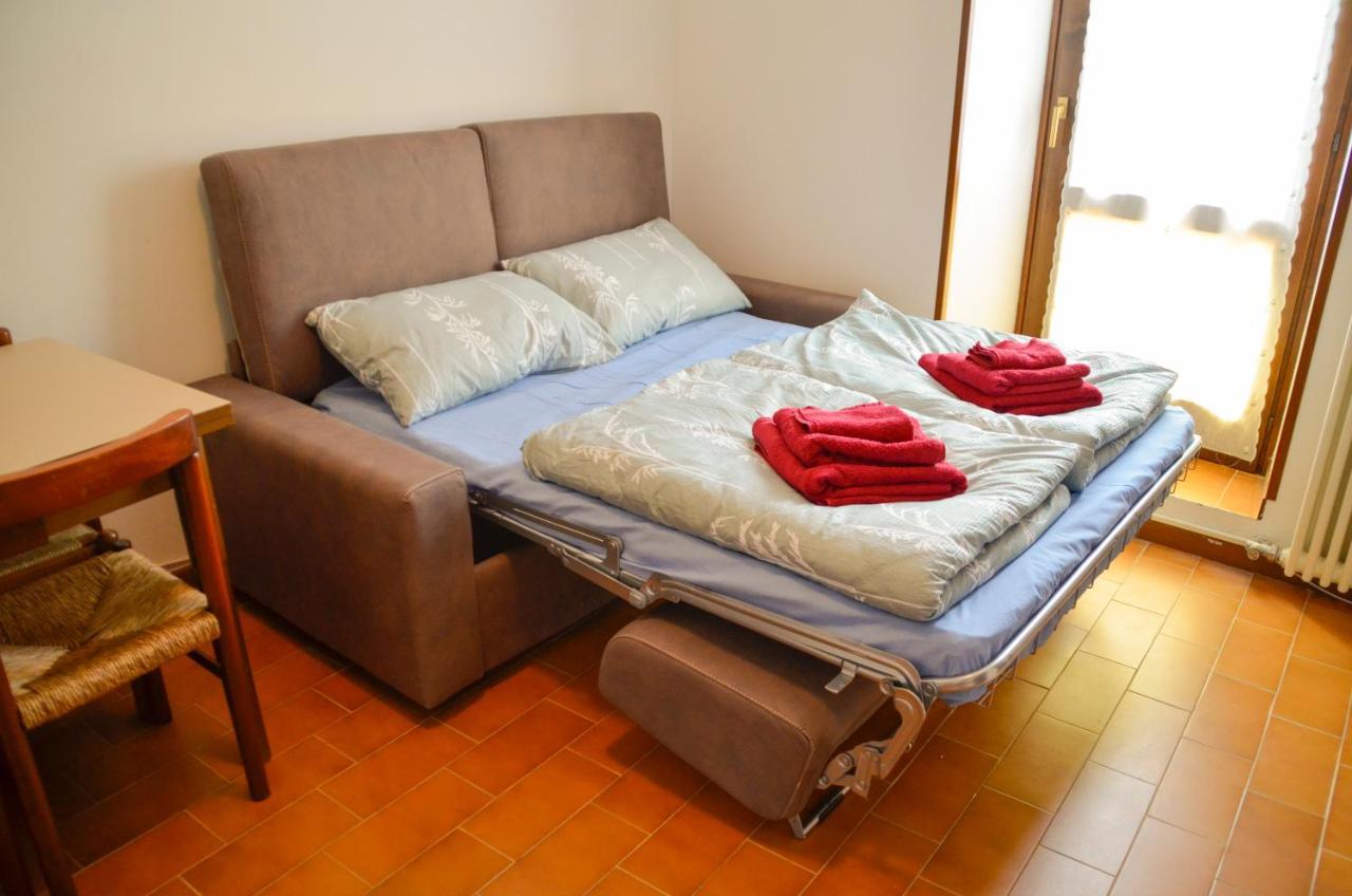 Appartamenti Frapporta Tenno Bagian luar foto